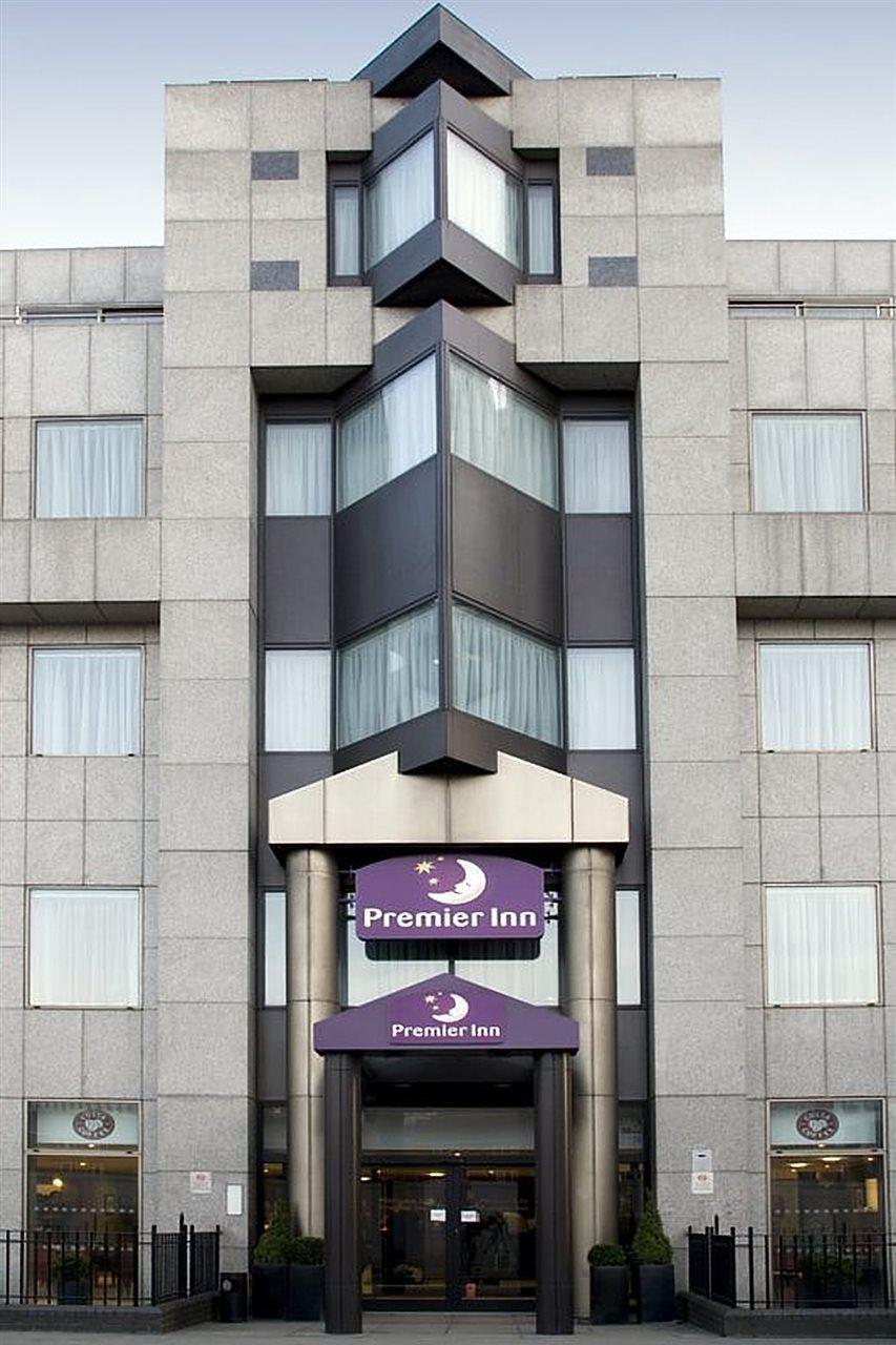 Premier Inn London City Extérieur photo