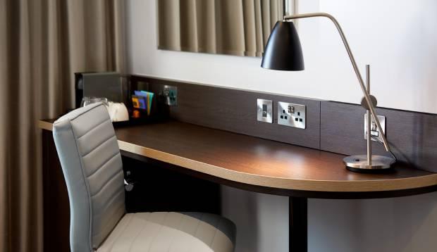 Premier Inn London City Extérieur photo