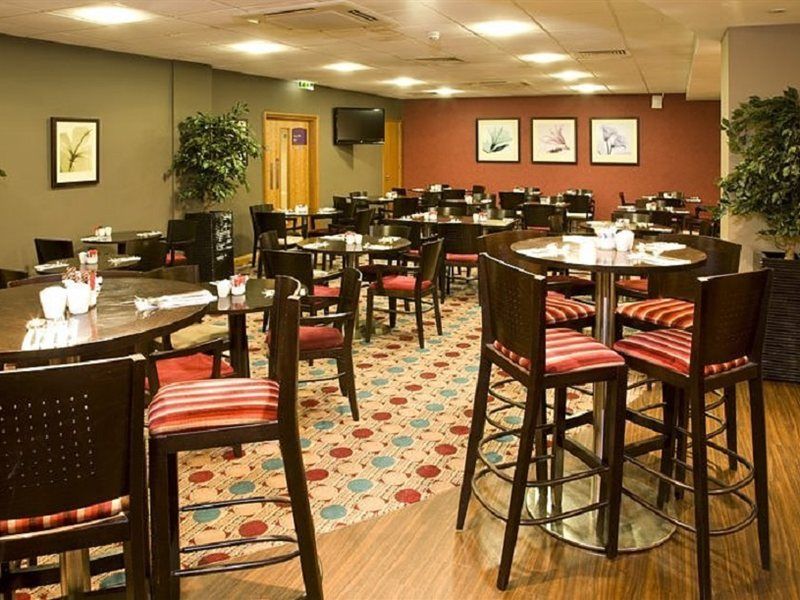 Premier Inn London City Extérieur photo